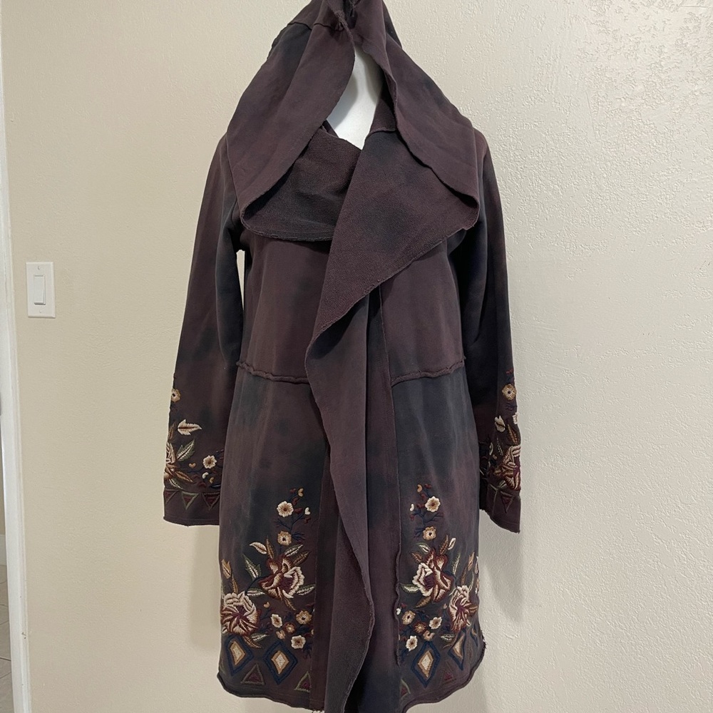 Caite & Kyla hand embroidered beautiful coat